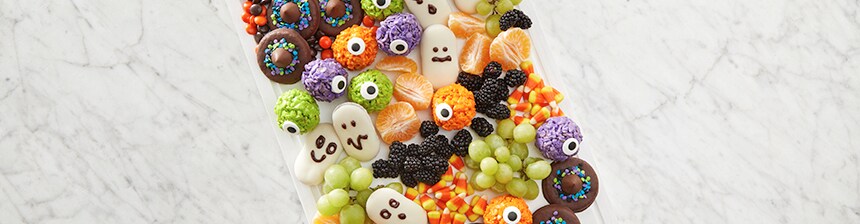 Halloween Treat Dessert Board