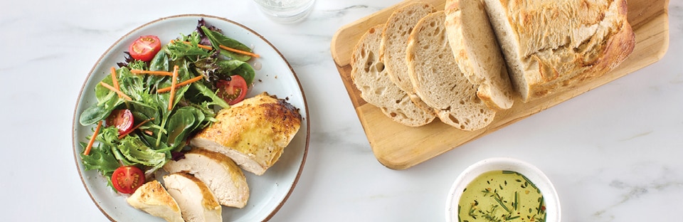 dinner plate salad with chicken