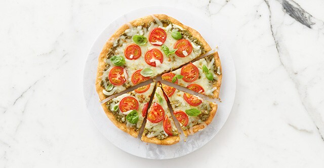 Grilled Gluten-Free Pesto Pizza